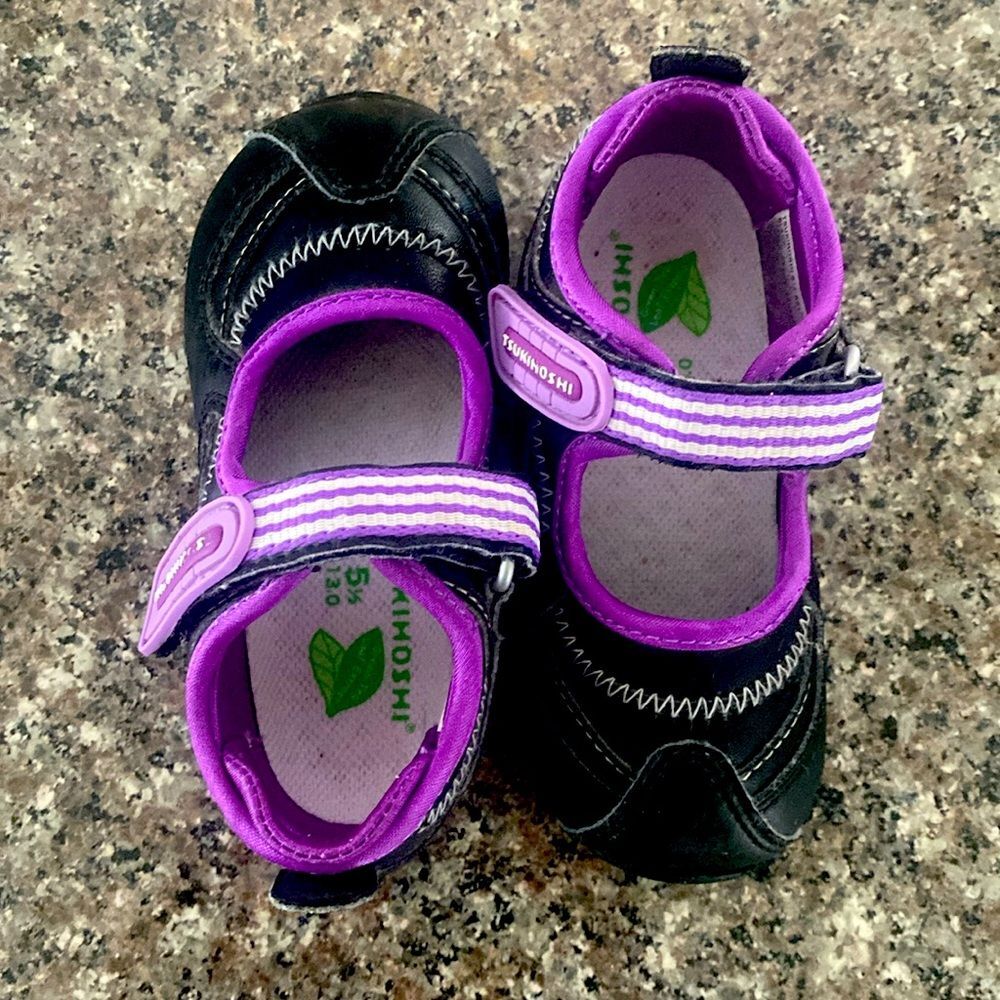 Little Girls Tsukihoshi Shoes size 5.5